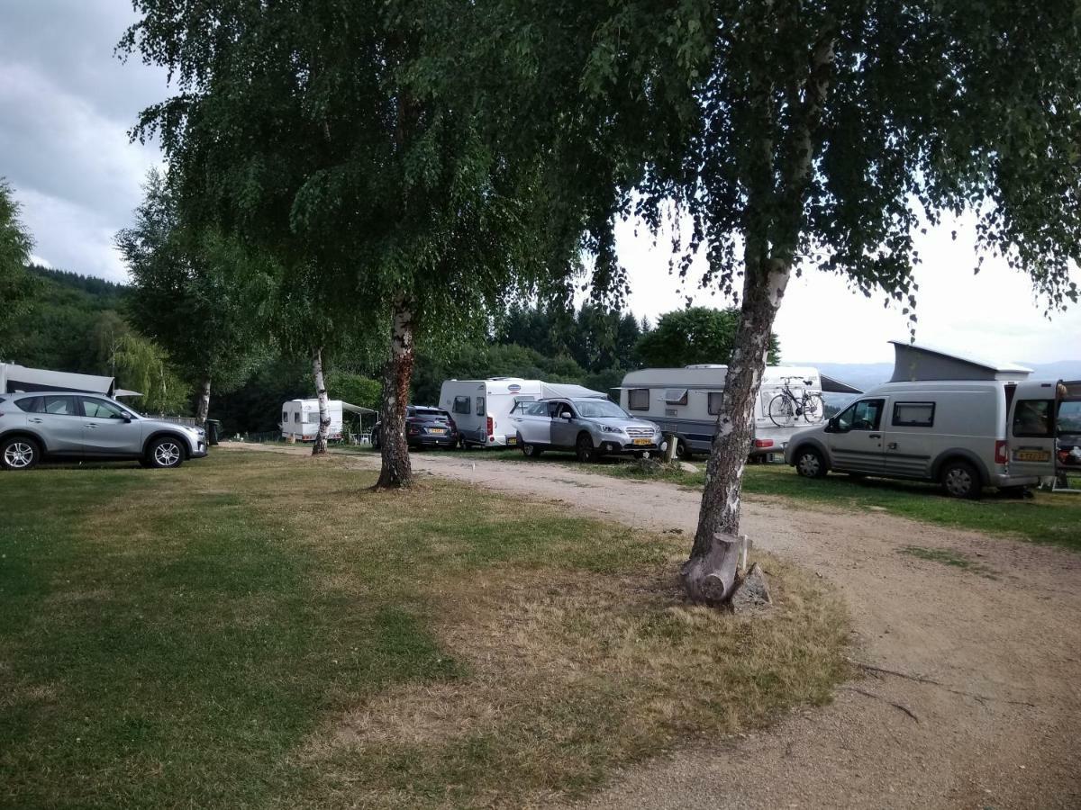 Camping Le Montbartoux Vollore-Ville Eksteriør bilde